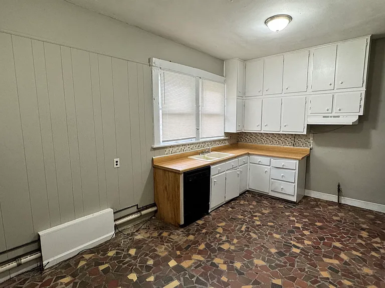 1114 Azalia St — Photo 19