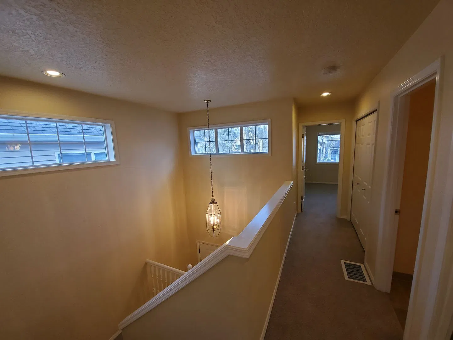 Lovely Two Story Home in Convenient Bethany Neigborhood — Photo 3