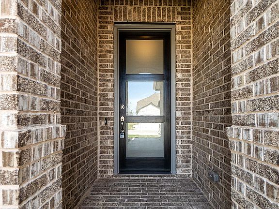 4th image of 4309 Mistflower Way
