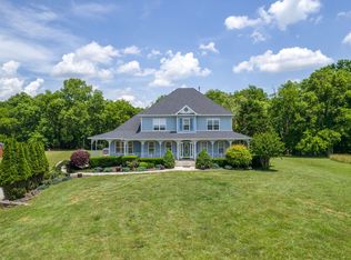 6565 Bridle Way Dr, College Grove, TN 37046