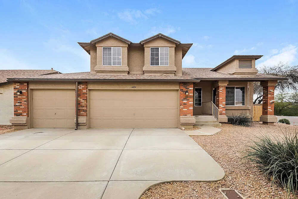 3 bed, 2.5 bath, 1832 sqft, $2,625 — Photo 1