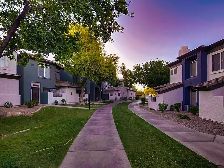 Verano Townhomes — Photo 22