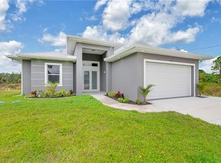 650 Kraft ST, LEHIGH ACRES, FL 33974
