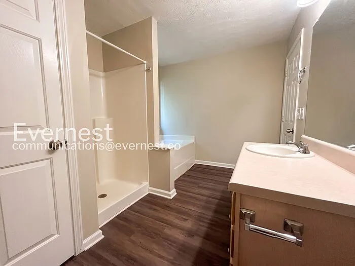 313 Silverthorne Cir — Photo 9