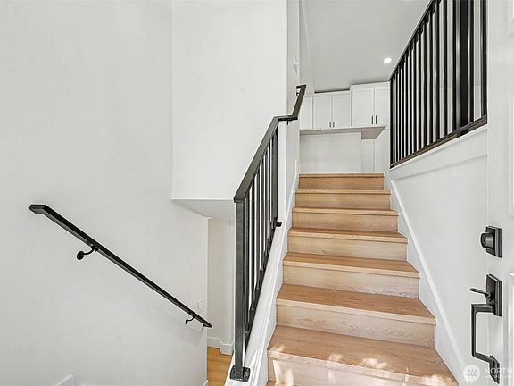 5th image of 19414 1st Avenue SE