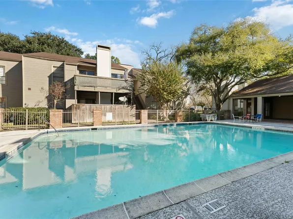 9707 Richmond Ave APT 49, Houston, TX 77042