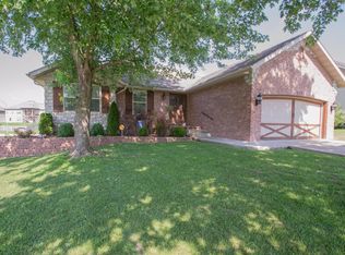 625 N Althea Ave, Nixa, MO 65714