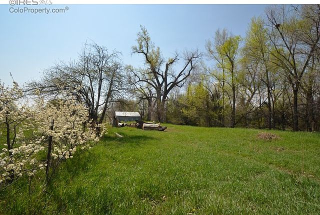 12 Acres