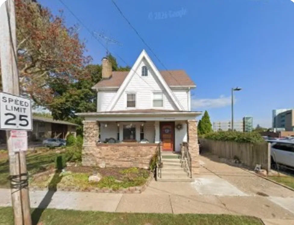 4 bed, 1.5 bath, 1668 sqft, $1,850 — Photo 1