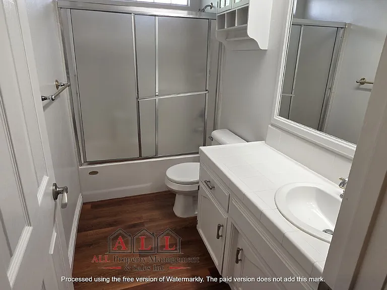 10500 Attleboro Ave — Photo 22