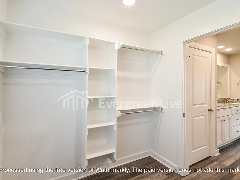 370 N Mojave St — Photo 8