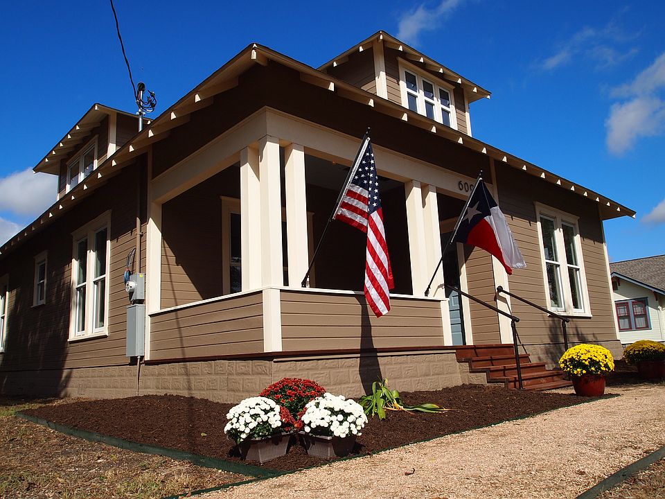 1st image of 609 N Fm 1660