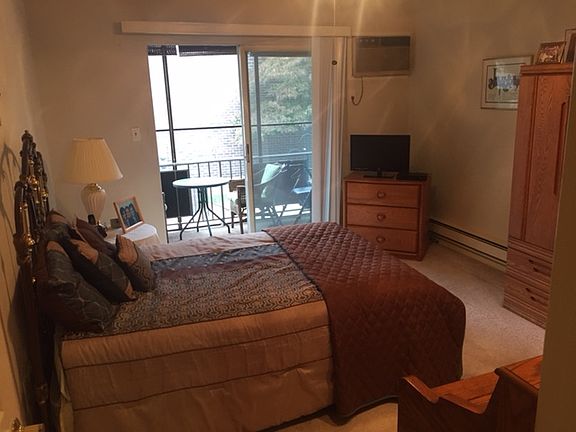 4th image of 580 Bloomfield Ave APT 7A