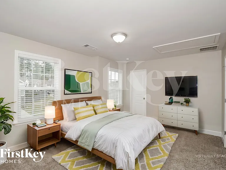 355 Ridgewood Trl — Photo 10