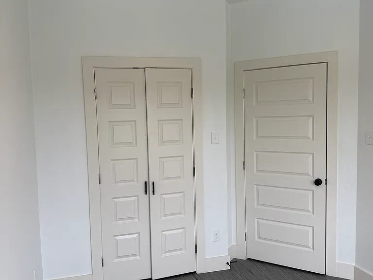 214 S Avenue I #214 — Photo 10