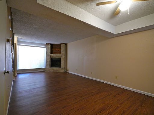 3rd image of 1615B Wycombe St