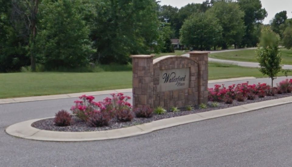 1st image of 8901 Waterford Dr