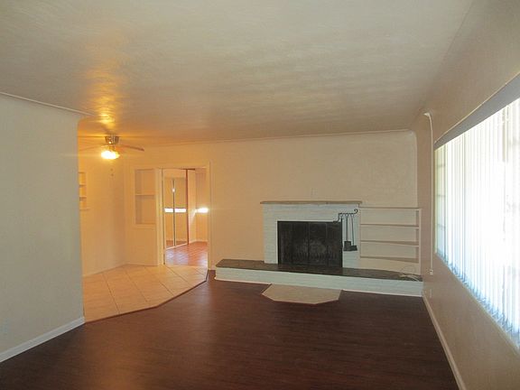 2nd image of 210 S Stratford Dr