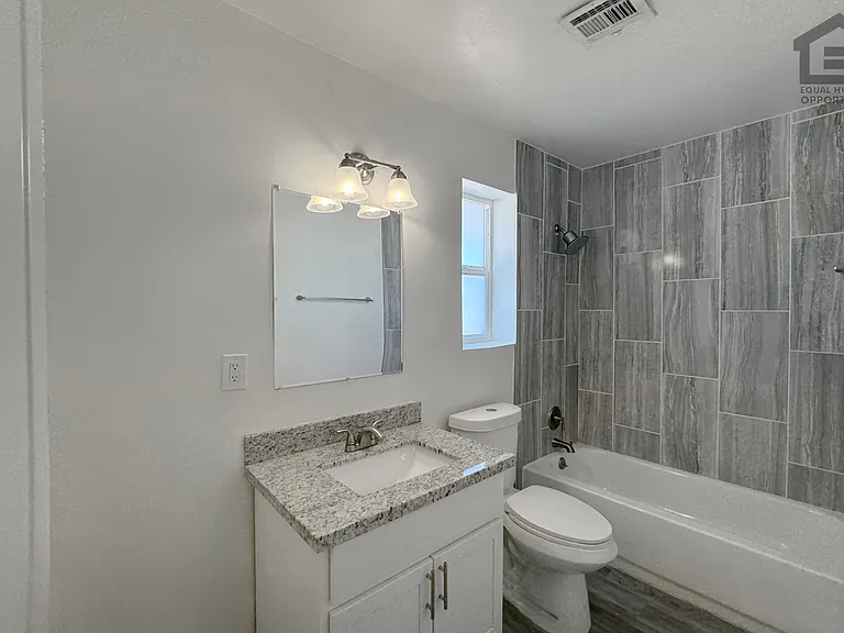 1336 E Willetta St — Photo 22