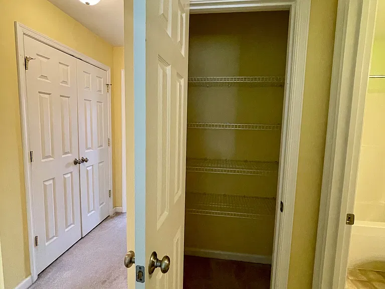 616 Capstone Dr #1 — Photo 23