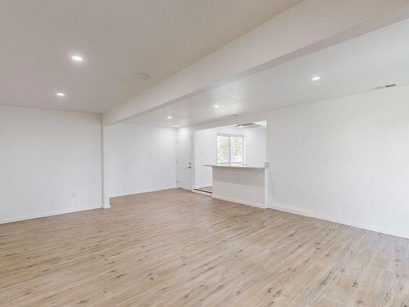 3rd image of 8200 Kathryn Ave SE