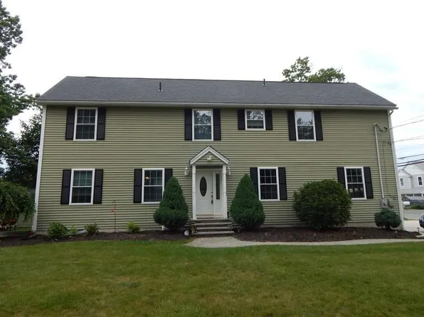 28 SHORE Drive, Salem, NH 03079