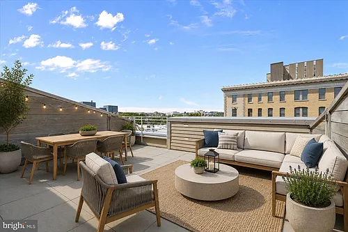 1311 13th St NW #Penthouse 1 Photo 1