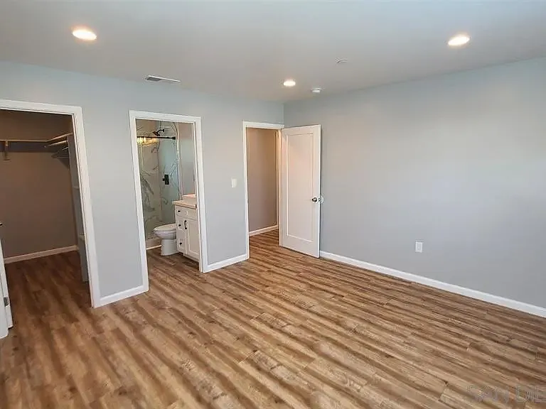 8834 1/2 Valencia St — Photo 10