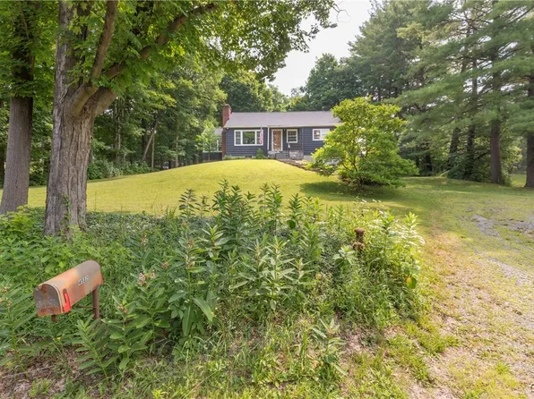 4532 Brickyard Falls Rd, Manlius, NY 13104