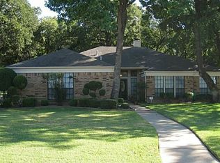 6404 Tranquility Ct, Arlington, TX 76016