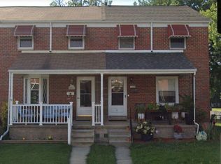 1006 Foxwood Ln, Essex, MD 21221