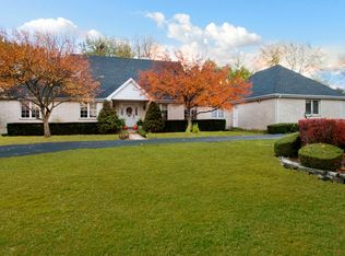 401 Claire Ln, Prospect Heights, IL 60070