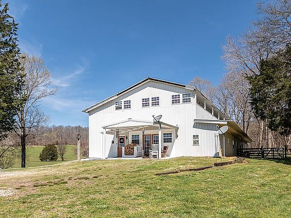 2nd image of 14736 Mount Carmel Rd
