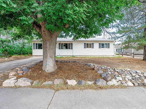 2nd image of 2132 Hall Ave