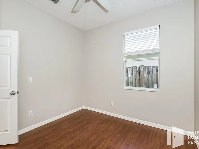 3725 Shawn Cir — Photo 10