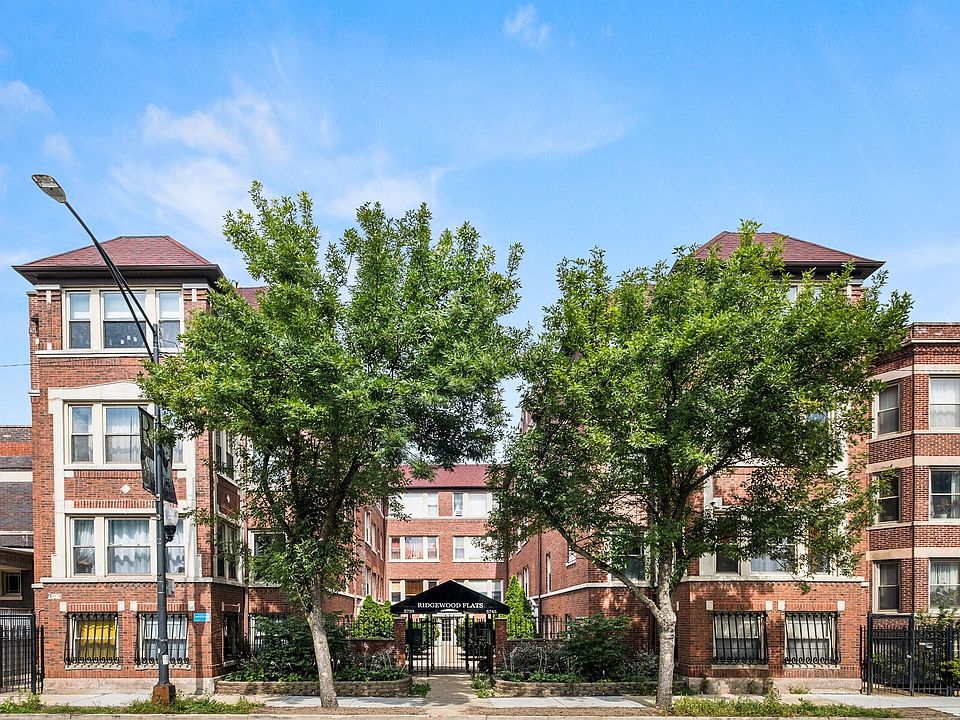 1st image of 5743 N Ridge Ave APT 1