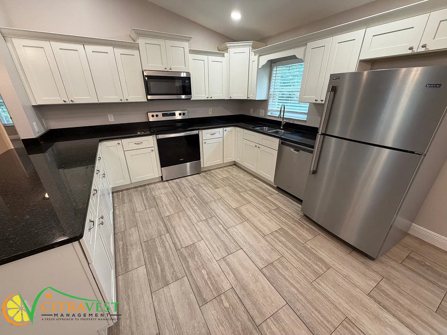 Available Now!! 4 Bedroom Newer Home in Citrus Springs! — Photo 3