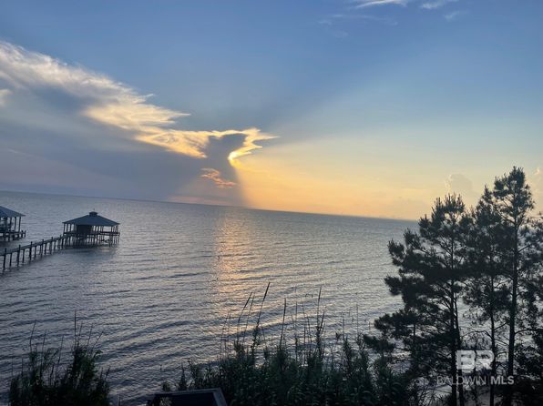 1203 Captain O'Neal Dr, Daphne, AL 36526