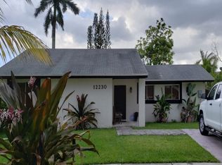 12230 SW 210th St, Miami, FL 33177