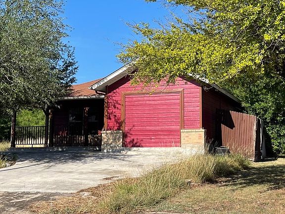 2nd image of 607 Villa Linda