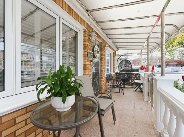 150-22 114th Road image 11 of 20