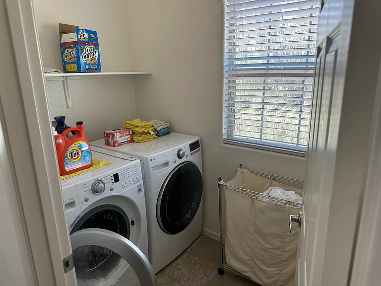 1141 Bobby Basin Ave — Photo 17