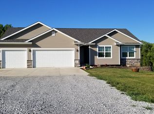 6460 W Glenrose Ridge Rd, Crete, NE 68333