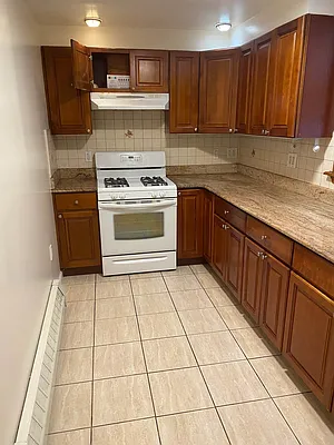 Rented by RealTegrity NY LLC | media 11