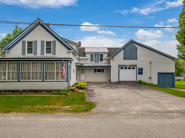 14 Lake Street, Oxford, ME 04270