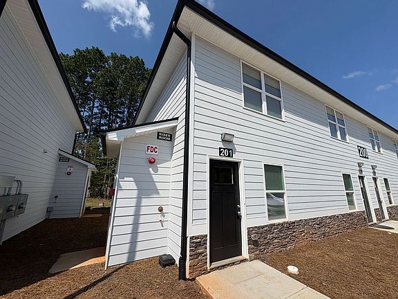 3rd image of 1699 Atlanta Hwy SE #201