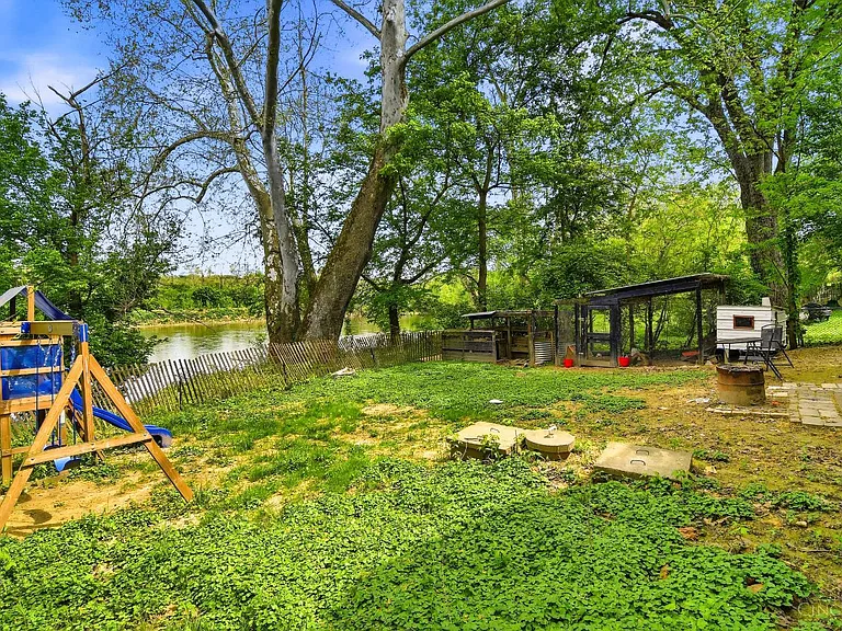 5067 E Miami River Rd — Photo 26