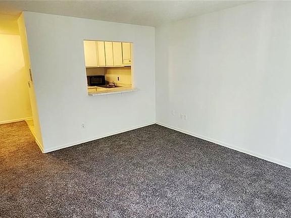 3rd image of 1225 Church St Unit G