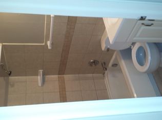 8953 Duwayne Ave APT 6, Circle Pines, MN 55014