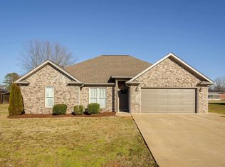 123 Bunnell Ave, Muscle Shoals, AL 35661